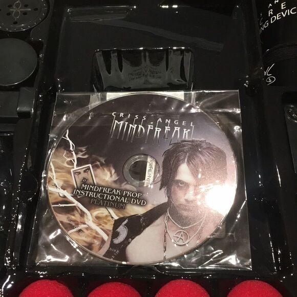 Criss Angel Magic Kit w/ DVD - Learning Magic! - Picture 7 of 10